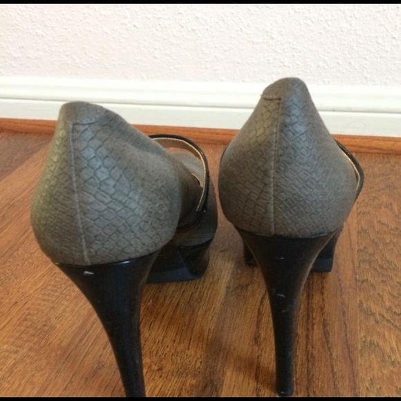 BCBGeneration - Picture 2 of 4